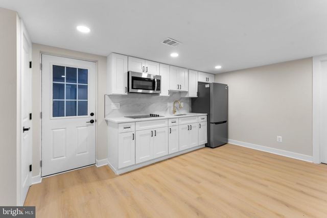 6406 ELMHURST ST, District Heights, MD 20747