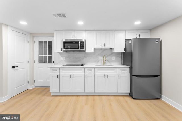 6406 ELMHURST ST, District Heights, MD 20747