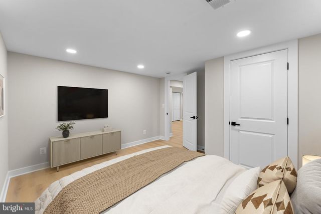 6406 ELMHURST ST, District Heights, MD 20747