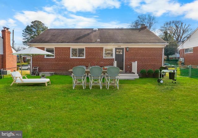 6406 ELMHURST ST, District Heights, MD 20747