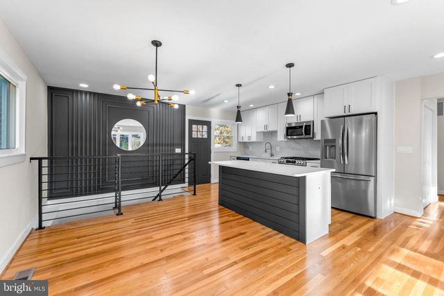 6406 ELMHURST ST, District Heights, MD 20747