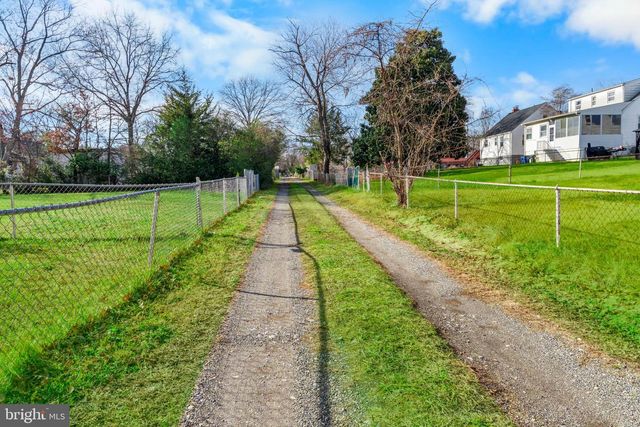 6406 ELMHURST ST, District Heights, MD 20747