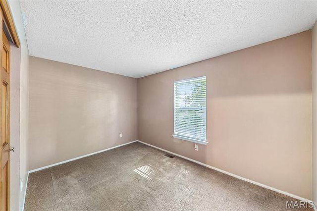 995 Century Oaks Drive, Manchester, MO 63021