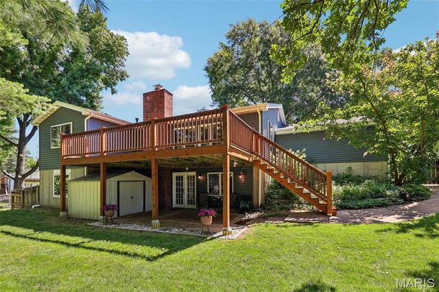 995 Century Oaks Drive, Manchester, MO 63021