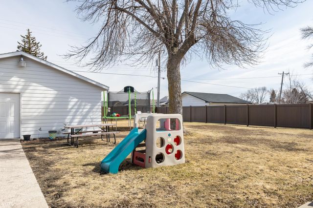 26 7 Th Avenue SE, Mayville, ND 58257