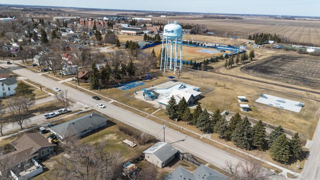 26 7 Th Avenue SE, Mayville, ND 58257