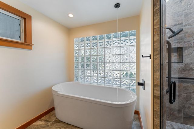 722 NW Sandy Drive, Grants Pass, OR 97526