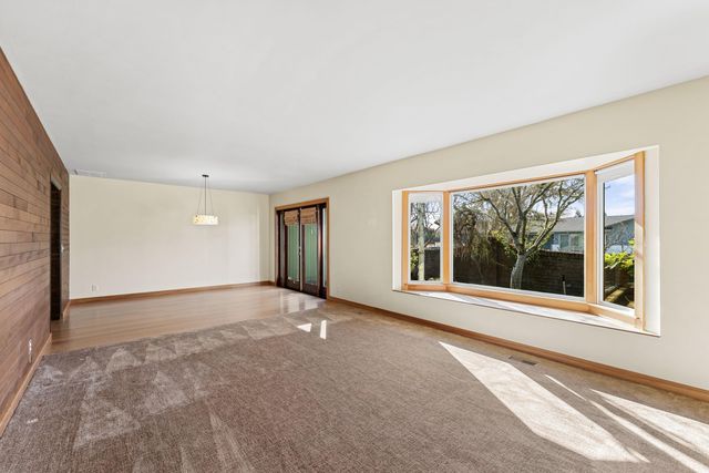 722 NW Sandy Drive, Grants Pass, OR 97526