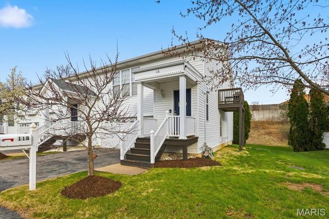 118 Towne Square Court, Eureka, MO 63025