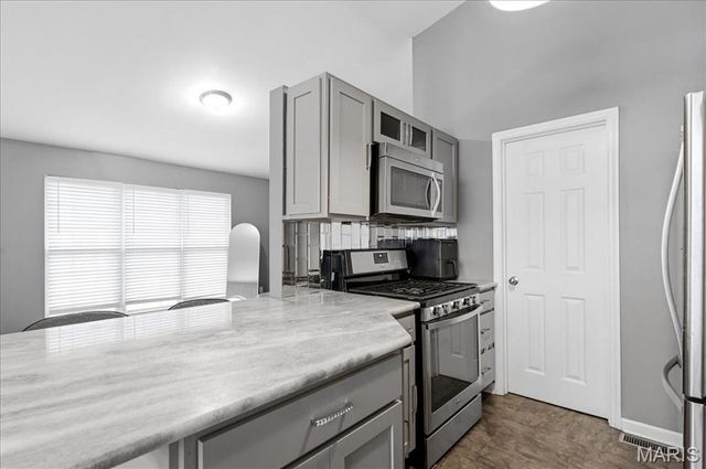 118 Towne Square Court, Eureka, MO 63025