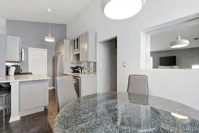 118 Towne Square Court, Eureka, MO 63025