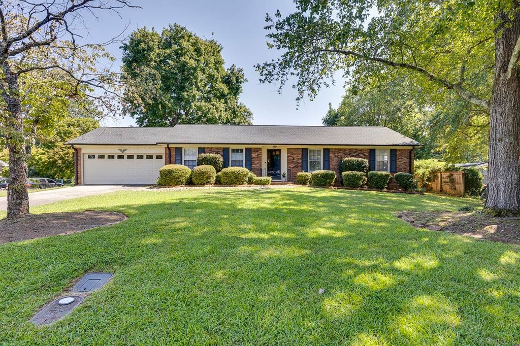 279 Brookfield Road, Roebuck, SC 29376