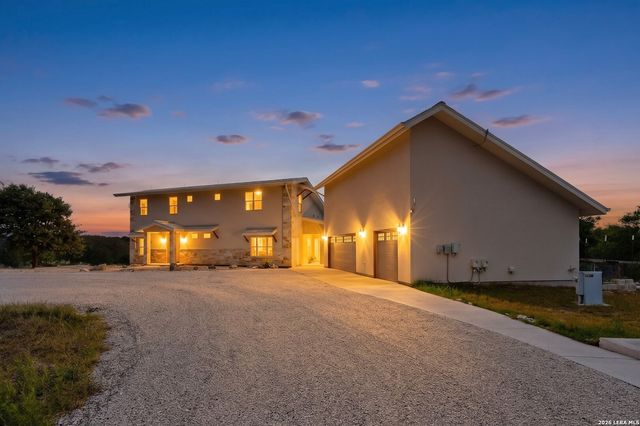3263 Palomino Spgs, Bandera, TX 78003