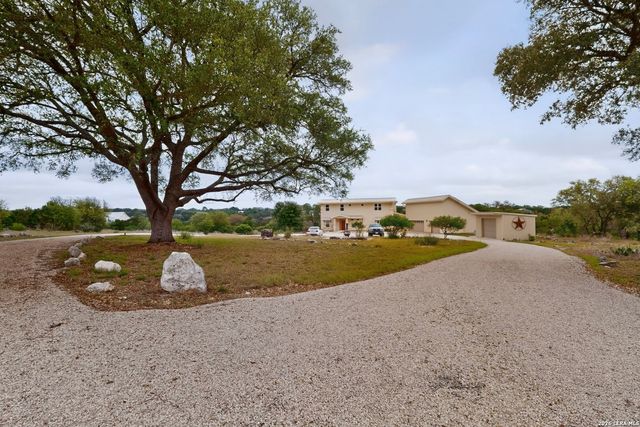 3263 Palomino Spgs, Bandera, TX 78003