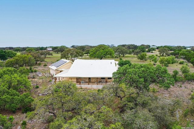 3263 Palomino Spgs, Bandera, TX 78003