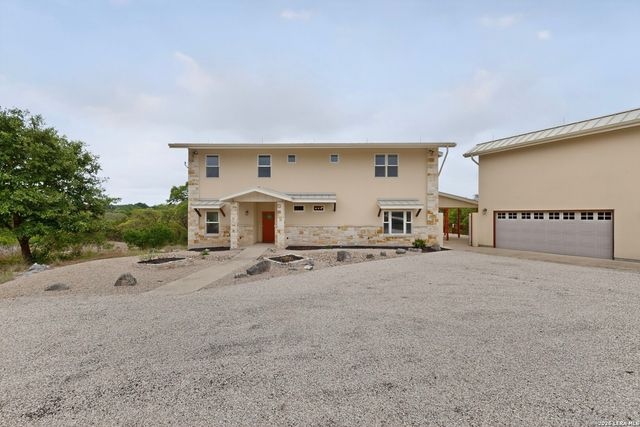 3263 Palomino Spgs, Bandera, TX 78003
