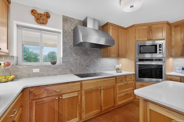 3263 Palomino Spgs, Bandera, TX 78003