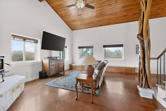 3263 Palomino Spgs, Bandera, TX 78003
