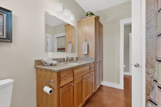 3263 Palomino Spgs, Bandera, TX 78003