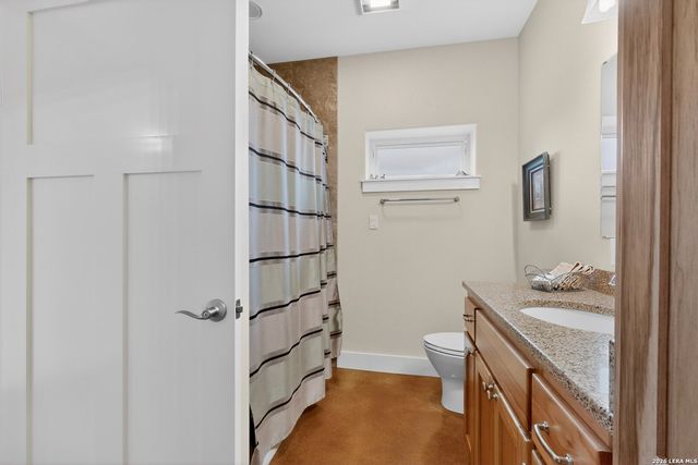 3263 Palomino Spgs, Bandera, TX 78003