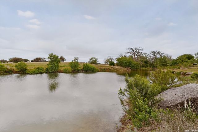 3263 Palomino Spgs, Bandera, TX 78003