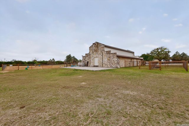 3263 Palomino Spgs, Bandera, TX 78003