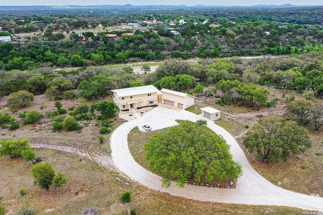3263 Palomino Spgs, Bandera, TX 78003