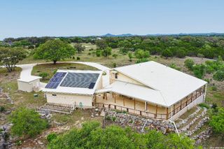 3263 Palomino Spgs, Bandera, TX 78003