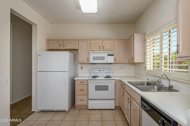 22202 N COCHISE Lane, Sun City West, AZ 85375