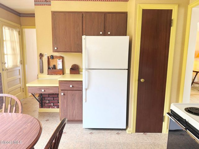 8 Prout Avenue, Brunswick, NY 12180
