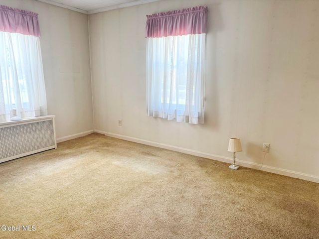 8 Prout Avenue, Brunswick, NY 12180