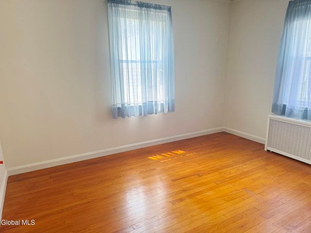 8 Prout Avenue, Brunswick, NY 12180