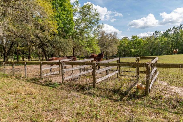 6124 NW 160TH STREET, Reddick, FL 32686