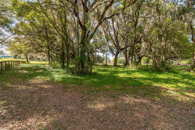 6124 NW 160TH STREET, Reddick, FL 32686