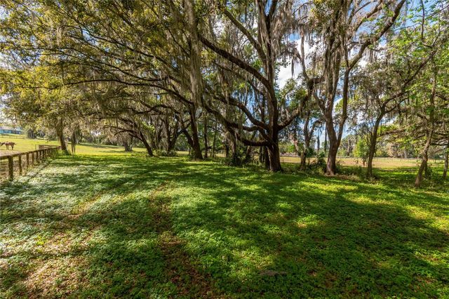 6124 NW 160TH STREET, Reddick, FL 32686