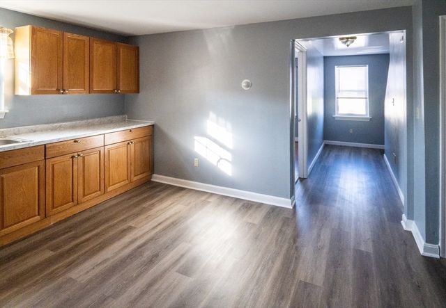 78 W 3rd 78, Lowell, MA 01850