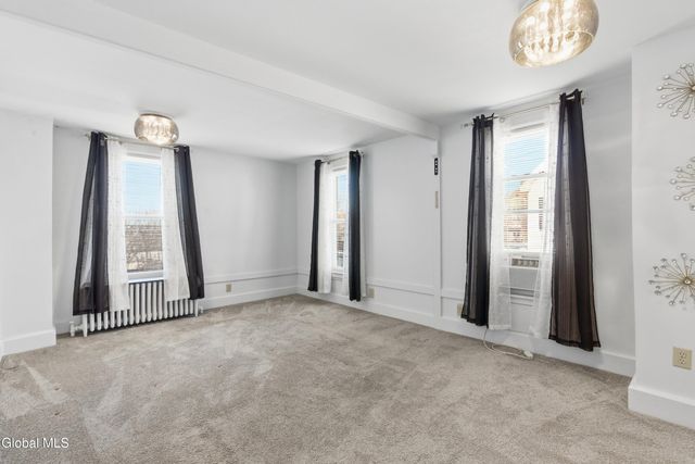 113 Washington Avenue, Rensselaer, NY 12144