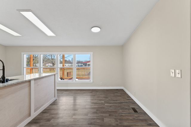 124 Oak Hill Dr, Portland, TN 37148