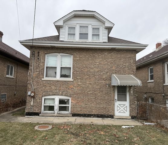 2431 Wesley Avenue, Berwyn, IL 60402