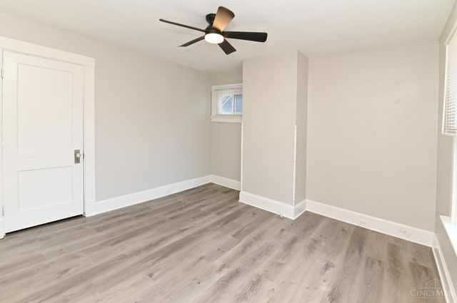 1946 Hewitt Avenue, Cincinnati, OH 45207