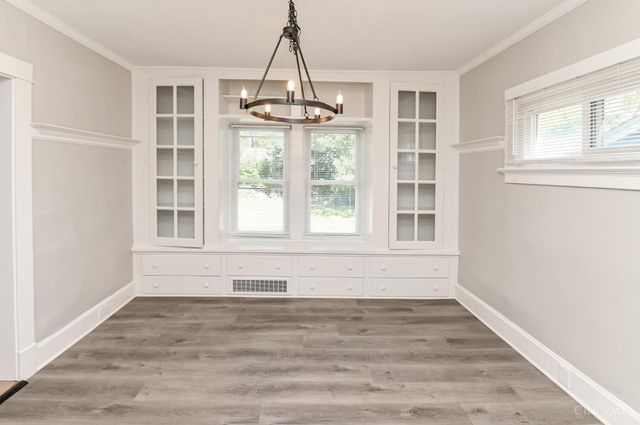 1946 Hewitt Avenue, Cincinnati, OH 45207