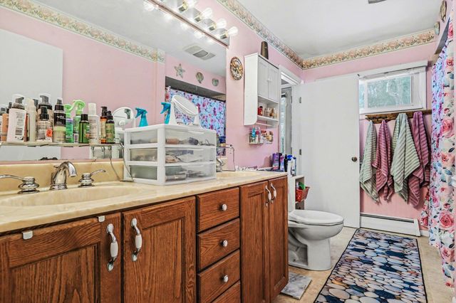 5686 Davis Road, Norton Shores City, MI 49441