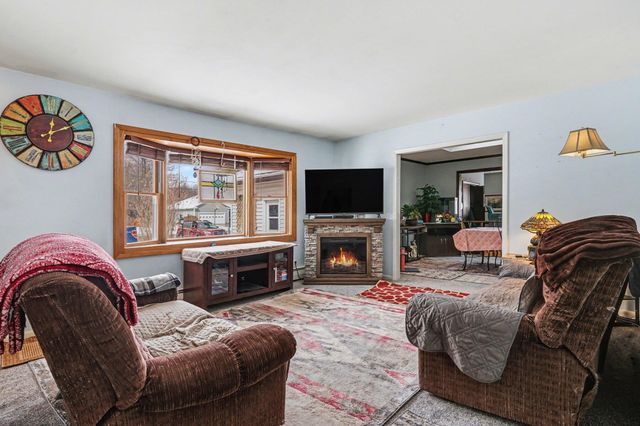 5686 Davis Road, Norton Shores City, MI 49441