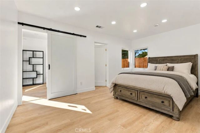 6225 Morella, North Hollywood, CA 91606