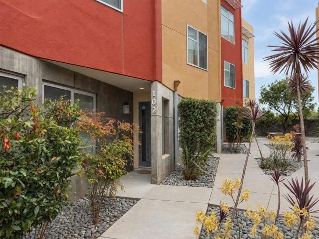 477 S Cleveland Street 102, Oceanside, CA 92054