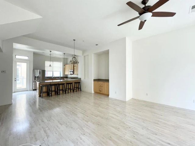 477 S Cleveland Street 102, Oceanside, CA 92054