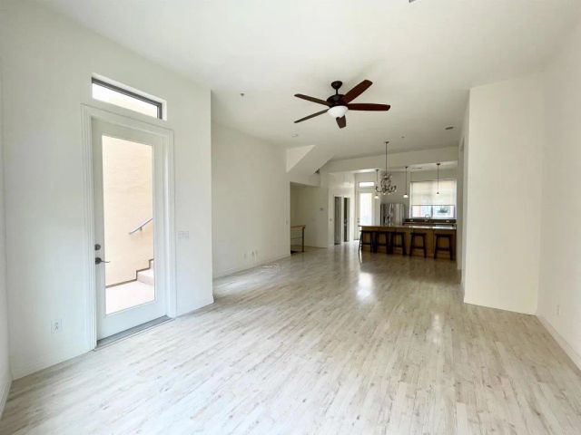 477 S Cleveland Street 102, Oceanside, CA 92054