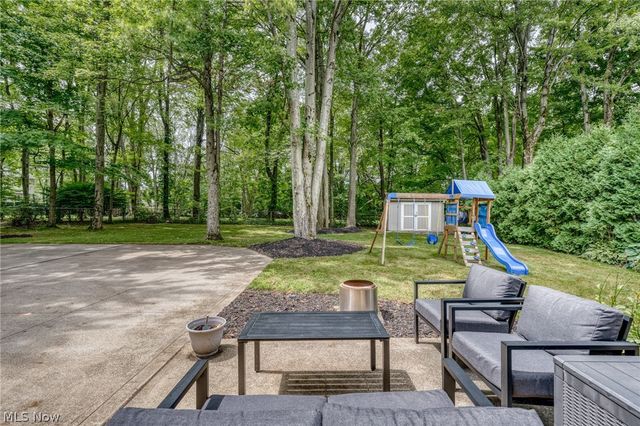 5048 Stansbury Drive, Solon, OH 44139