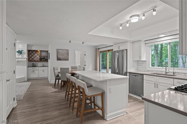 5048 Stansbury Drive, Solon, OH 44139