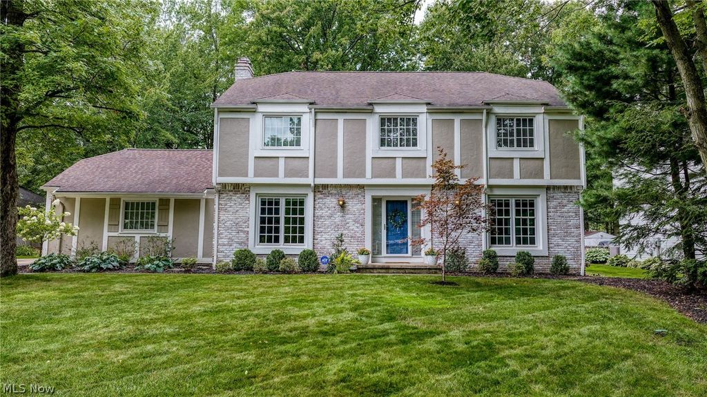 5048 Stansbury Drive, Solon, OH 44139